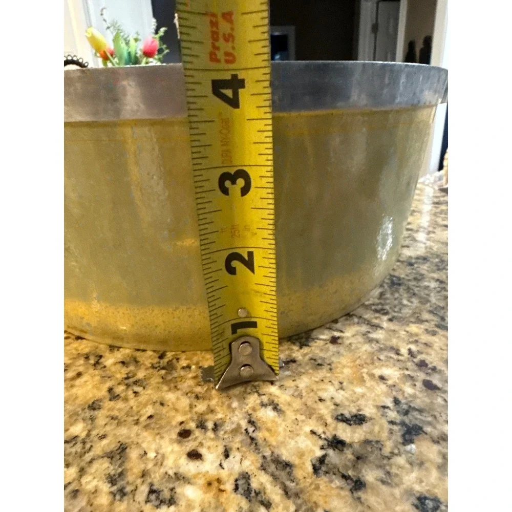 Vintage Club Aluminum Dutch Oven Harvest Yellow Speckled 10 inch Pot with Lid